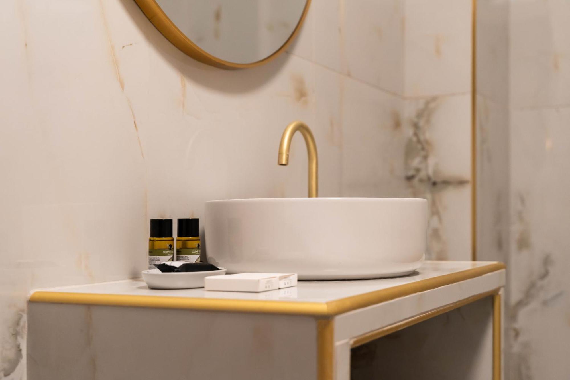 Rovertou Galli 3-5 By Athens Concept Residences ภายนอก รูปภาพ